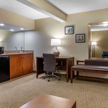 Comfort Inn Near Greenfield Village Dearborn Εξωτερικό φωτογραφία