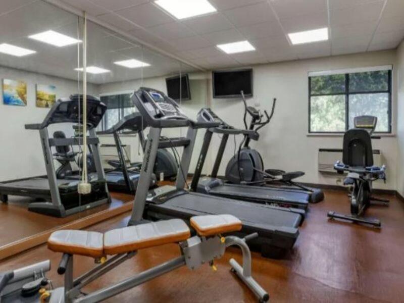 Comfort Inn Near Greenfield Village Dearborn Εξωτερικό φωτογραφία