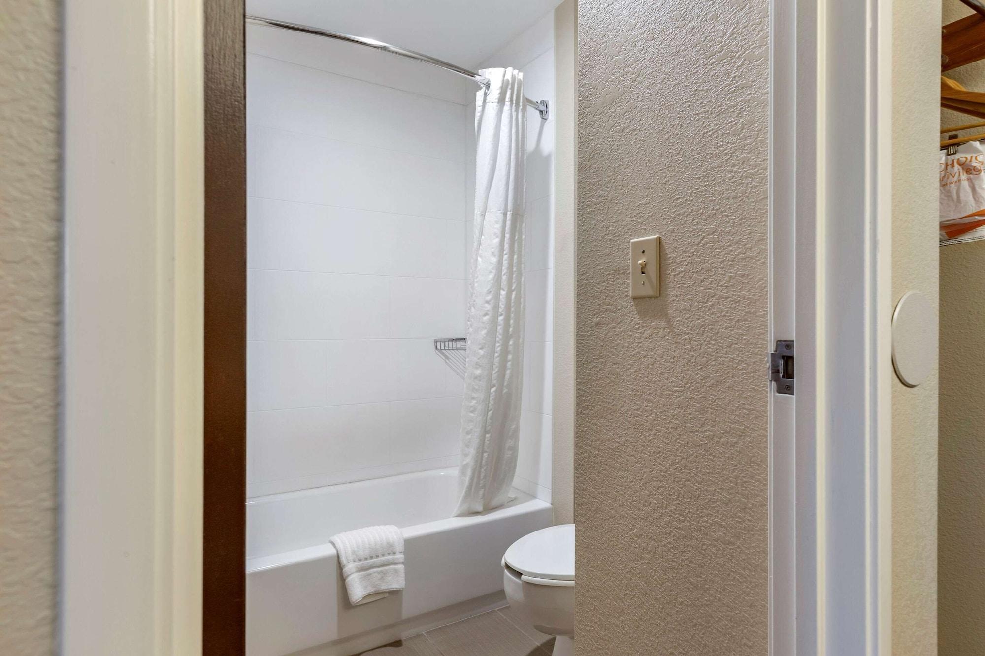 Comfort Inn Near Greenfield Village Dearborn Εξωτερικό φωτογραφία