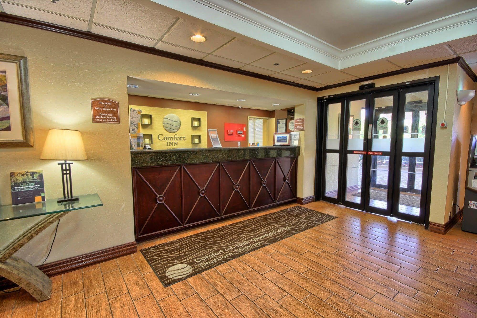 Comfort Inn Near Greenfield Village Dearborn Εξωτερικό φωτογραφία